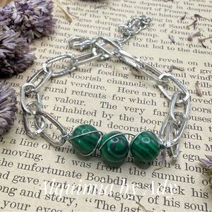 Alquimia Silver Chain Bracelet with Green malachite Beads